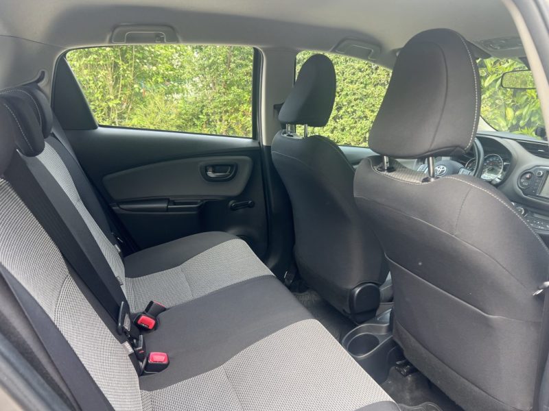 TOYOTA YARIS 1.5L VVTI HSD 100H E-CVT COLLECTION 75CH  