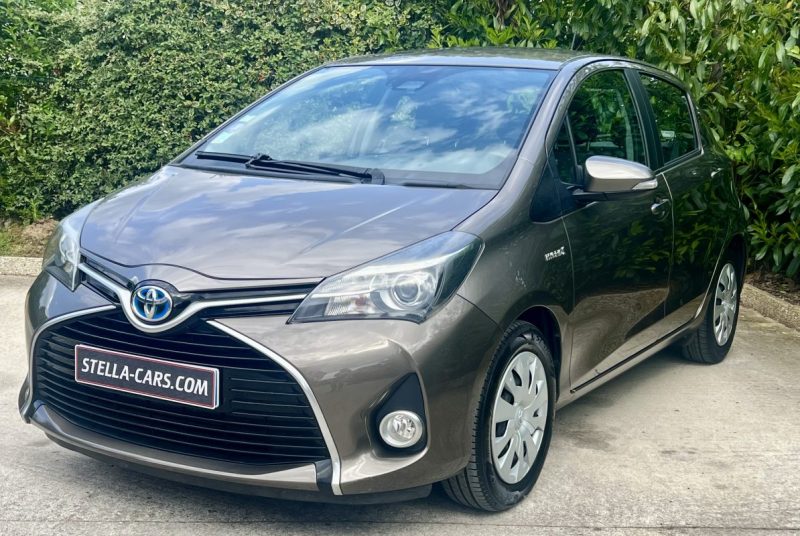 TOYOTA YARIS 1.5L VVTI HSD 100H E-CVT COLLECTION 75CH  