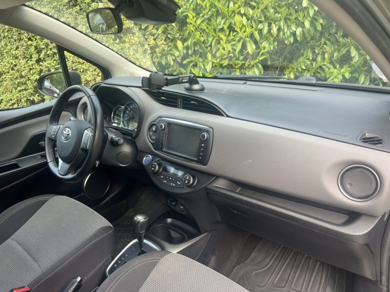 TOYOTA YARIS 1.5L VVTI HSD 100H E-CVT COLLECTION 75CH  
