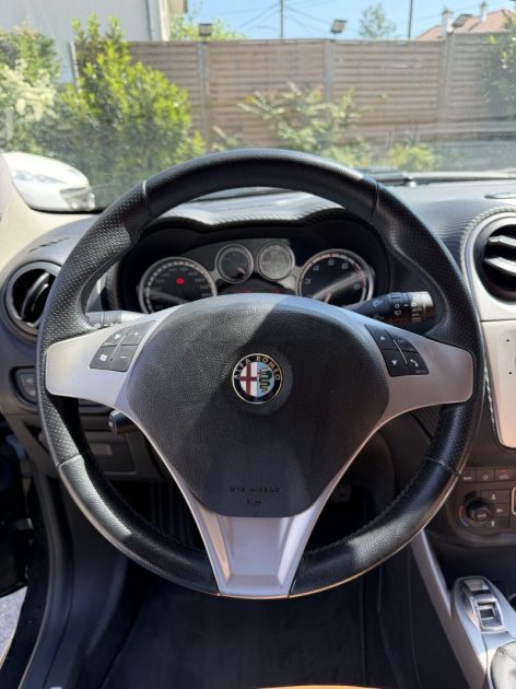 ALPHA ROMEO MITO 1.4 SUPER 2011 - 87 809Kms - 105 CH - Premier Main - Distrib ok - SUIVIT ALFA ROMEO