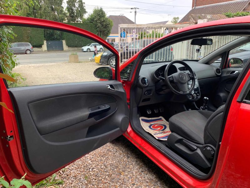 OPEL CORSA 1.3 CDTI 95 COLOR EDITION 2011