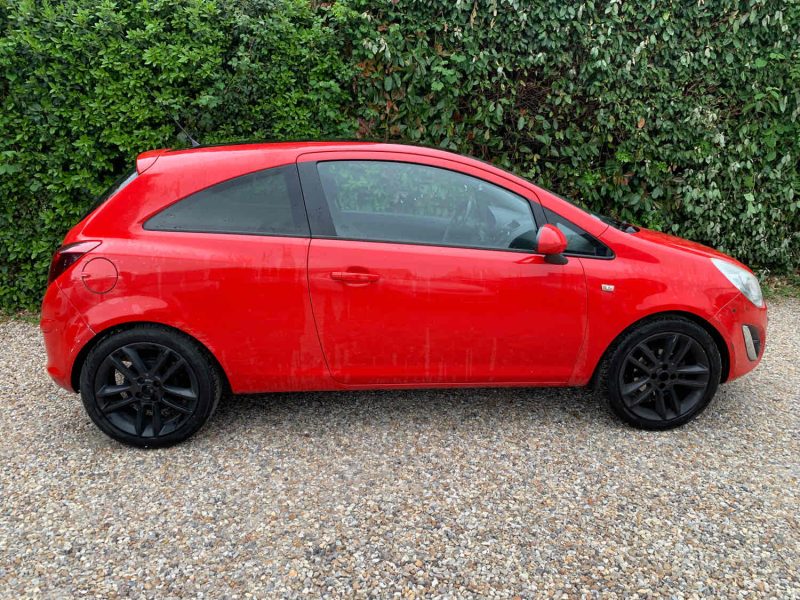 OPEL CORSA 1.3 CDTI 95 COLOR EDITION 2011
