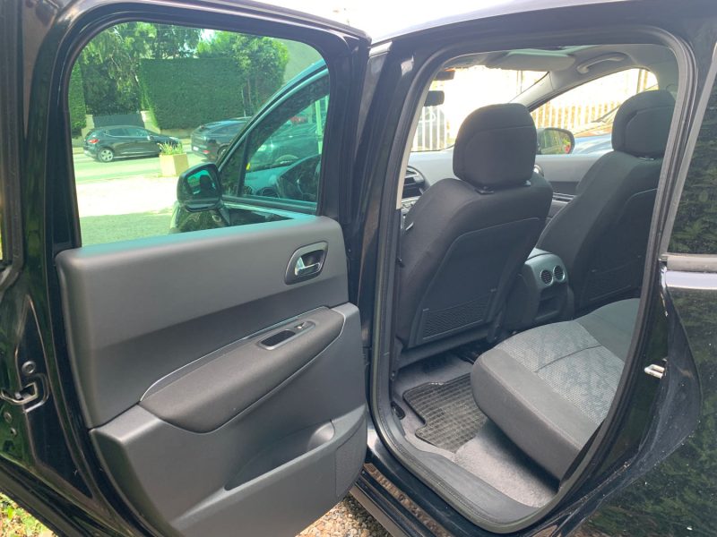 PEUGEOT 3008 1.6 HDI 16V 112 FELINE 2012