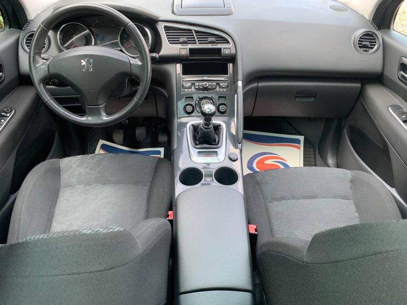 PEUGEOT 3008 1.6 HDI 16V 112 FELINE 2012