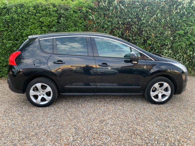 PEUGEOT 3008 1.6 HDI 16V 112 FELINE 2012