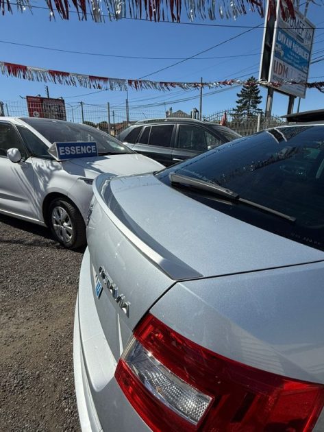 SKODA Octavia  Berline 1.6 TDI 16V DSG7 105 cv Boîte auto Full OPTIONS