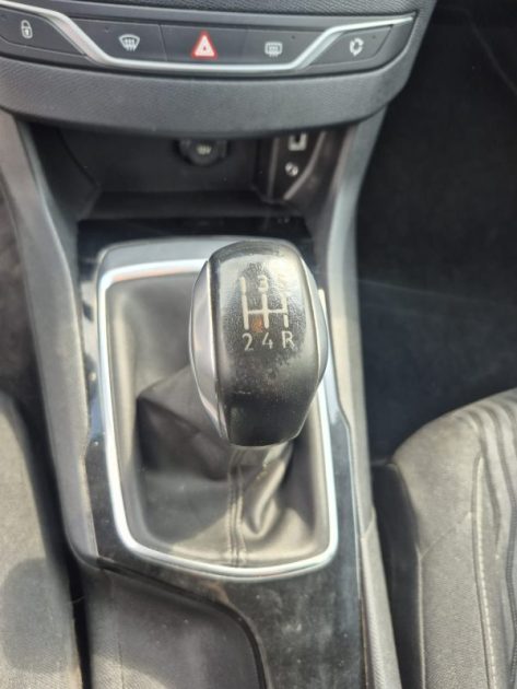 PEUGEOT 308 II 1.6 BLUEHDI 100CH S&S GPS Jantes clim super etat