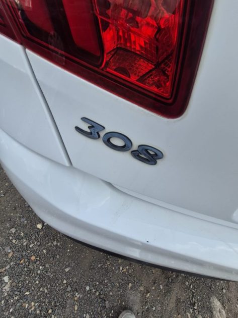 PEUGEOT 308 II 1.6 BLUEHDI 100CH S&S GPS Jantes clim super etat