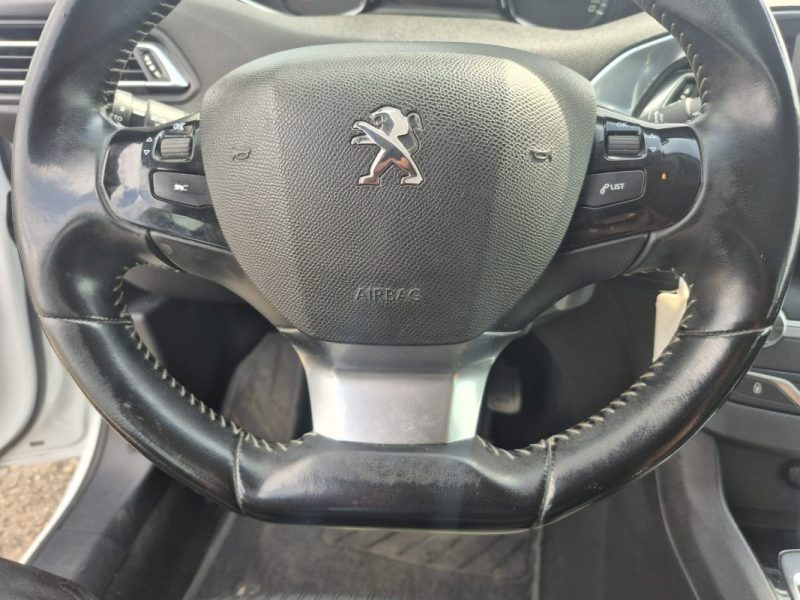 PEUGEOT 308 II 1.6 BLUEHDI 100CH S&S GPS Jantes clim super etat