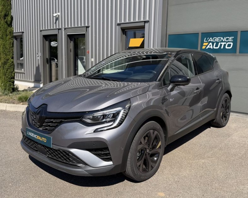 NEUF - RENAULT CAPTUR 1.6 E-TECH HYBRIDE - 145CH - Sortie de concession - EVOLUTION 2023 - 2000 km