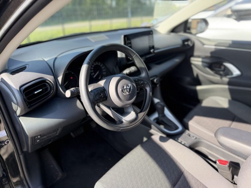 Toyota Yaris - Dynamic 5P MY22 - 2023 - Hybride - Caméra de recul - CarPlay - Régulateur adaptatif