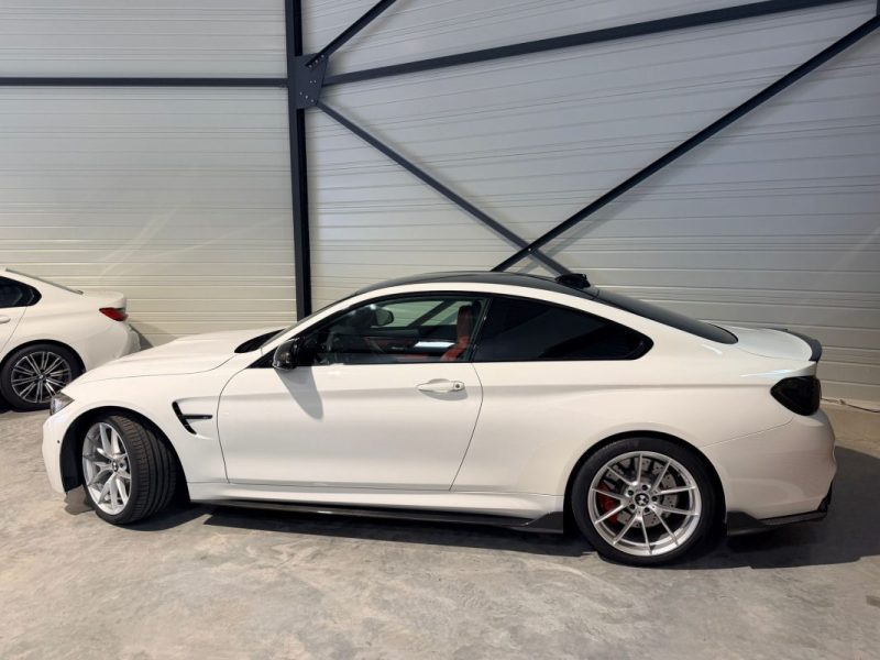 BMW M4 431cv DKG 2016 - CarPlay - Caméra 360 - Harman Kardon - Sièges & Volant chauffant 