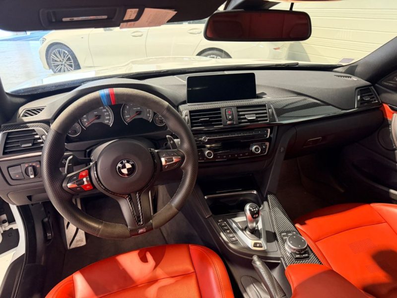 BMW M4 431cv DKG 2016 - CarPlay - Caméra 360 - Harman Kardon - Sièges & Volant chauffant 