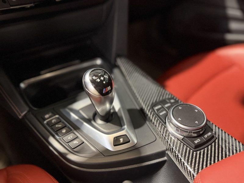 BMW M4 431cv DKG 2016 - CarPlay - Caméra 360 - Harman Kardon - Sièges & Volant chauffant 