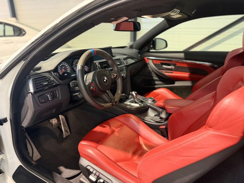 BMW M4 431cv DKG 2016 - CarPlay - Caméra 360 - Harman Kardon - Sièges & Volant chauffant 