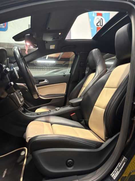 MAGNIFIQUE MERCEDES CLASSE A 200 AMG LINE 136 CH (TOIT OUVRANT,CAMÉRA DE RECUL, SIEGE ELECTRIQUE)