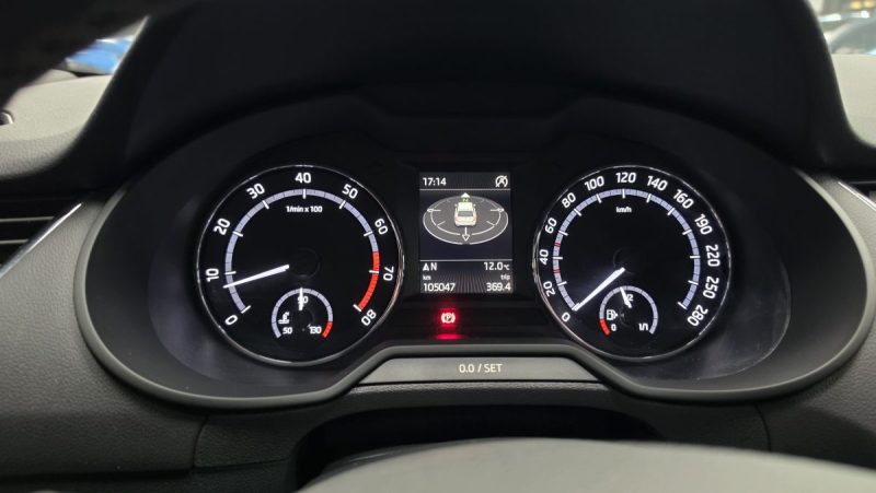 SKODA OCTAVIA COMBI 2.0 TSI 220 RS*CUIR*XENON*GPS*