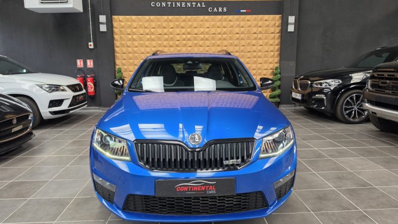 SKODA OCTAVIA COMBI 2.0 TSI 220 RS*CUIR*XENON*GPS*