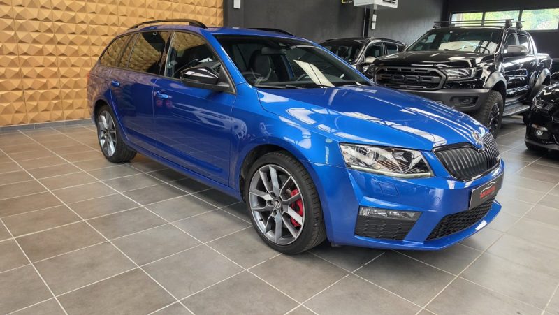 SKODA OCTAVIA COMBI 2.0 TSI 220 RS*CUIR*XENON*GPS*