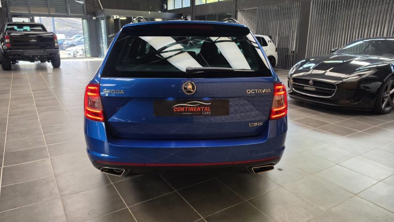 SKODA OCTAVIA COMBI 2.0 TSI 220 RS*CUIR*XENON*GPS*