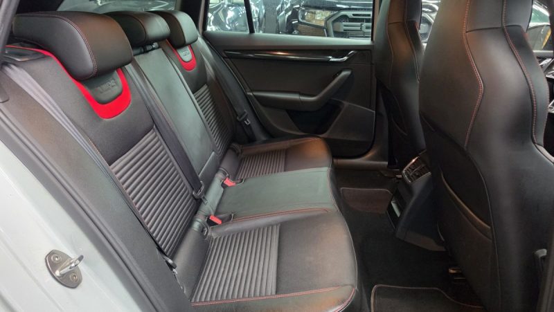 Skoda octavia combi 2.0 tsi 220 rs*1°Main 44MKm Seul.*CAMERA*cuir*xenon*