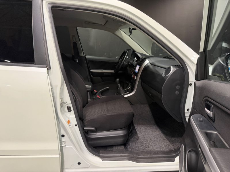 SUZUKI GRAND VITARA 2.4 VVT COMFORT 2012