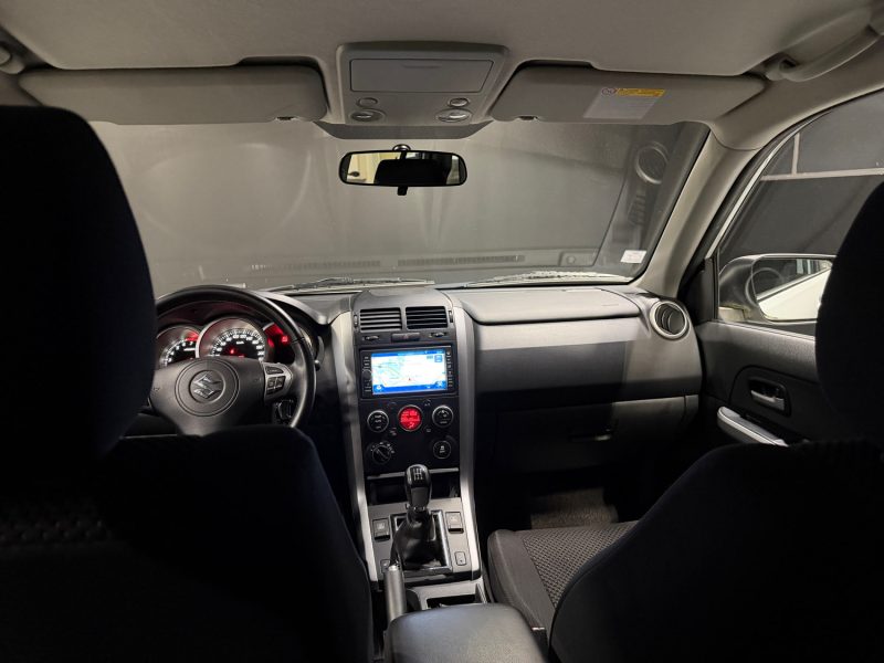 SUZUKI GRAND VITARA 2.4 VVT COMFORT 2012