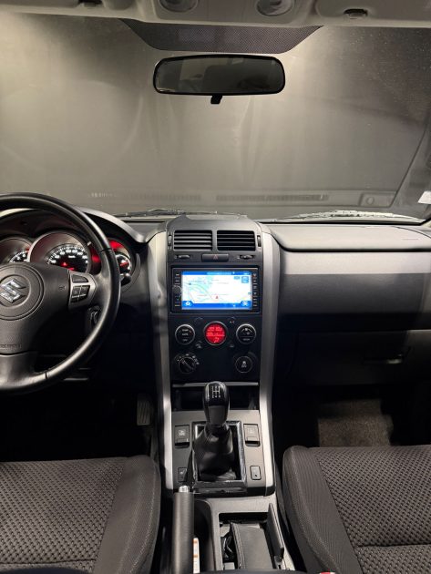 SUZUKI GRAND VITARA 2.4 VVT COMFORT 2012