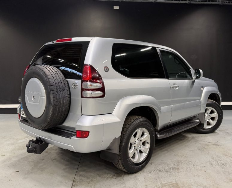 TOYOTA LAND CRUISER 4X4 3.0 TD4D GX 2003
