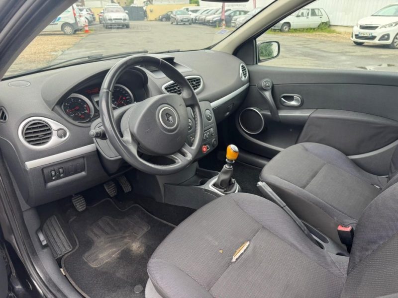 RENAULT CLIO 1.5 DCI EDITION DYNAMIQUE 105 cv boite 6