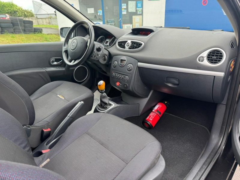 RENAULT CLIO 1.5 DCI EDITION DYNAMIQUE 105 cv boite 6