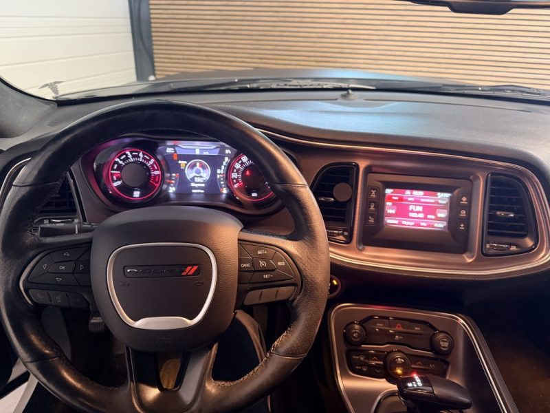 Dodge Challenger SXT - 3.6 V6 - 309 cv - 2016 - Caméra de recul - Intérieur cuir - E85 Ethanol - FR