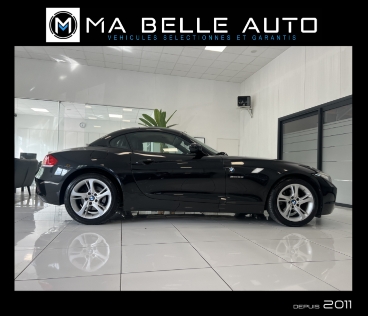 BMW Z4 Roadster Sdrive23i 204 Luxe 2.5L 6 cylindres 2010 / carnet / parfait état / 321 euros mensuel