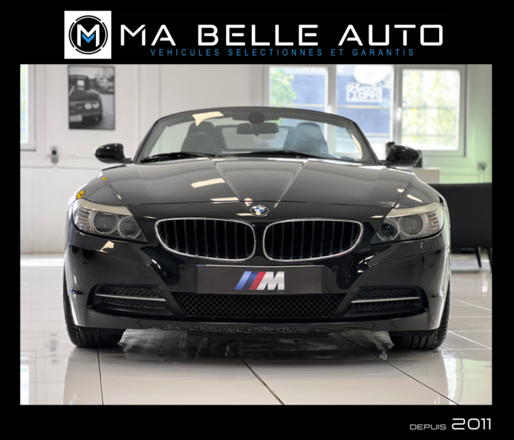 BMW Z4 Roadster Sdrive23i 204 Luxe 2.5L 6 cylindres 2010 / carnet / parfait état / 321 euros mensuel