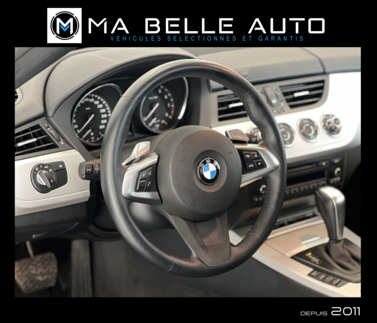 BMW Z4 Roadster Sdrive23i 204 Luxe 2.5L 6 cylindres 2010 / carnet / parfait état / 321 euros mensuel