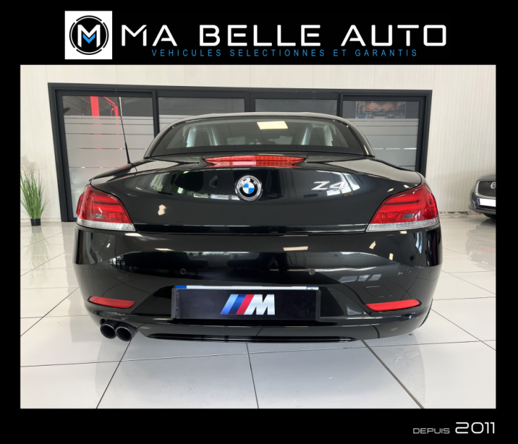 BMW Z4 Roadster Sdrive23i 204 Luxe 2.5L 6 cylindres 2010 / carnet / parfait état / 321 euros mensuel