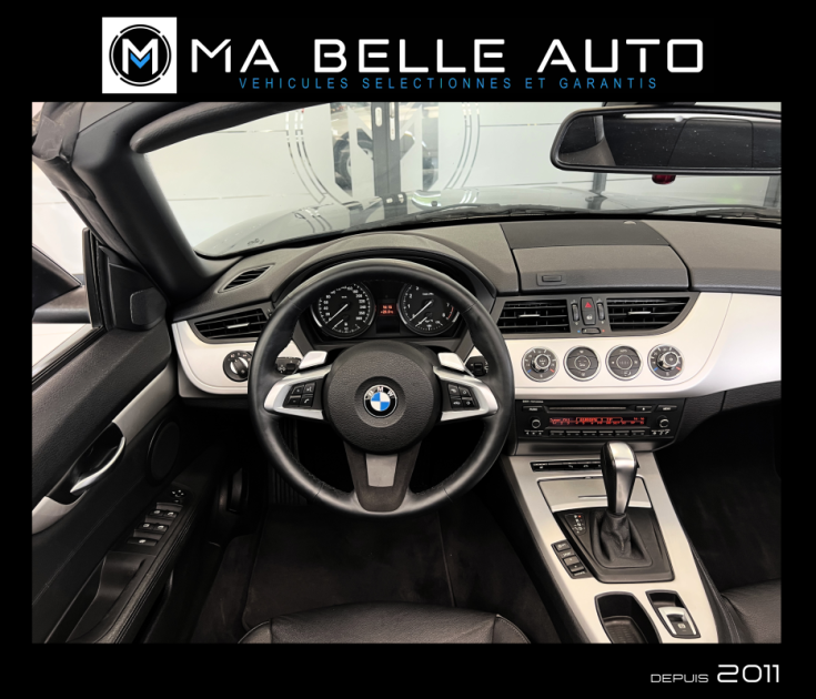BMW Z4 Roadster Sdrive23i 204 Luxe 2.5L 6 cylindres 2010 / carnet / parfait état / 321 euros mensuel