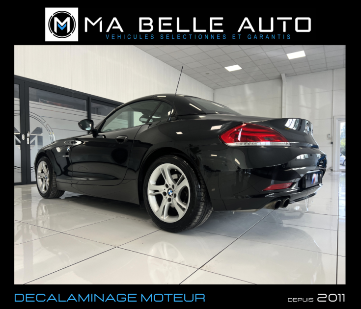 BMW Z4 Roadster Sdrive23i 204 Luxe 2.5L 6 cylindres 2010 / carnet / parfait état / 321 euros mensuel