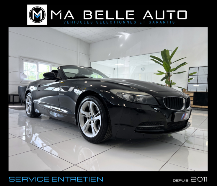 BMW Z4 Roadster Sdrive23i 204 Luxe 2.5L 6 cylindres 2010 / carnet / parfait état / 321 euros mensuel