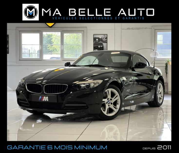 BMW Z4 Roadster Sdrive23i 204 Luxe 2.5L 6 cylindres 2010 / carnet / parfait état / 321 euros mensuel