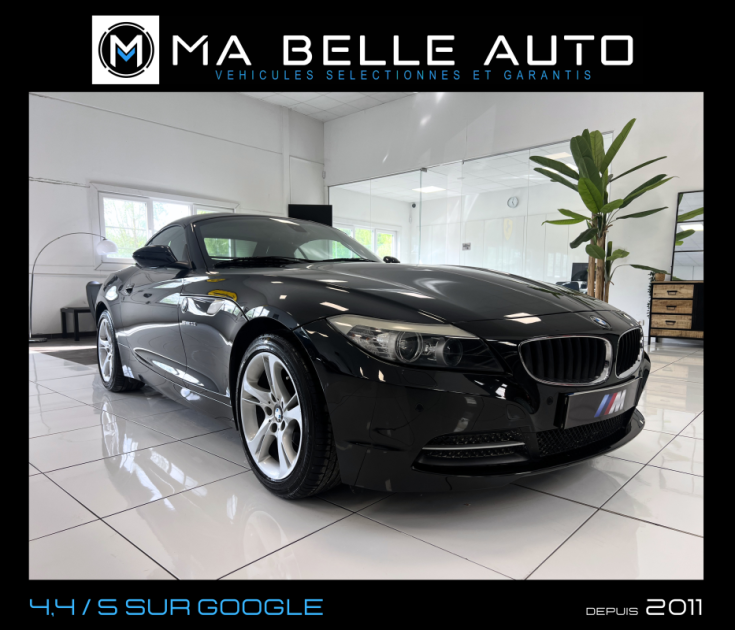 BMW Z4 Roadster Sdrive23i 204 Luxe 2.5L 6 cylindres 2010 / carnet / parfait état / 321 euros mensuel