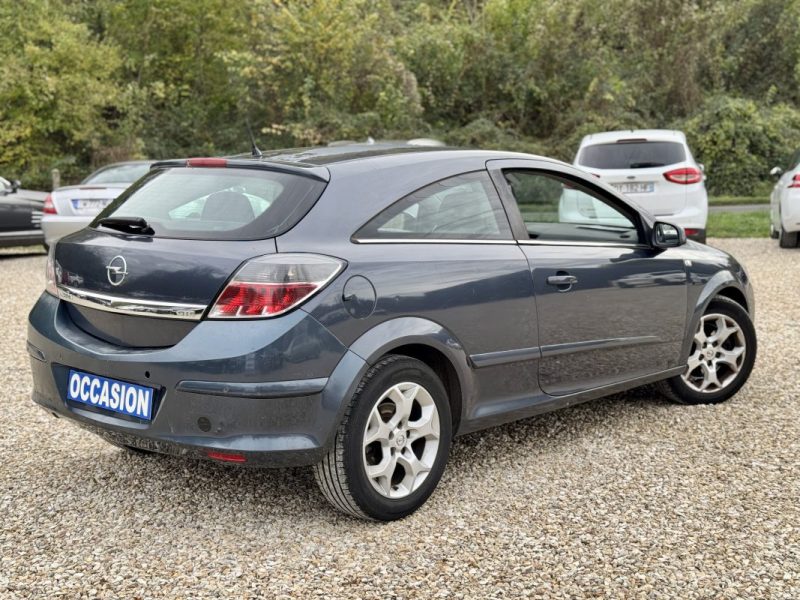 OPEL ASTRA  1.9 CDTI 120CH BVA / VENTE EN L\'ETAT 2006 Problème, Moteur