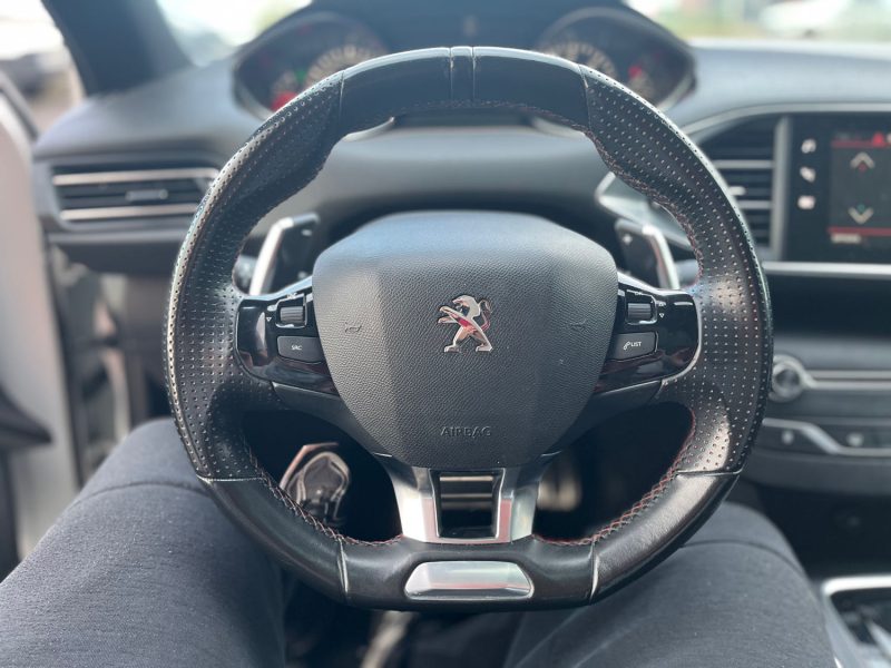 PEUGEOT 308 II 1.5 BLUEHDI 130CH FINITION GT LINE BOITE AUTO - ENTRETIEN OK - GARANTIE 6 MOIS 