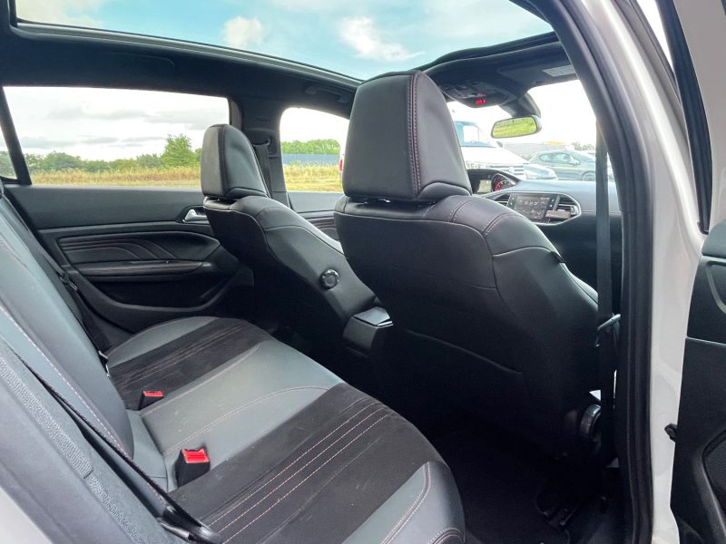 PEUGEOT 308 II 1.5 BLUEHDI 130CH FINITION GT LINE BOITE AUTO - ENTRETIEN OK - GARANTIE 6 MOIS 