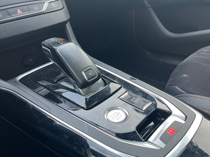 PEUGEOT 308 II 1.5 BLUEHDI 130CH FINITION GT LINE BOITE AUTO - ENTRETIEN OK - GARANTIE 6 MOIS 