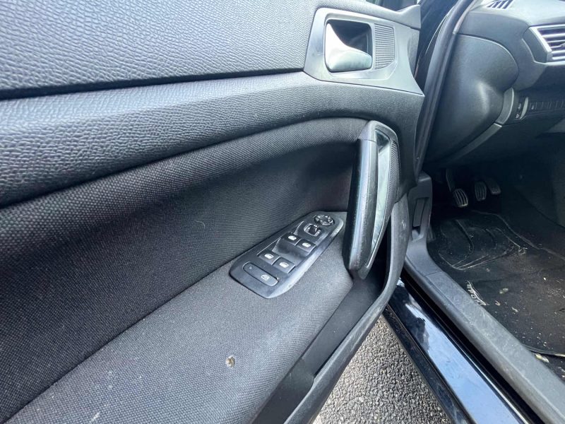 PEUGEOT 308 II 1.6 HDI 92CH FINITION STYLE ENTRETIEN OK - GARANTIE 6 MOIS - FACTURE DISPONIBLE 