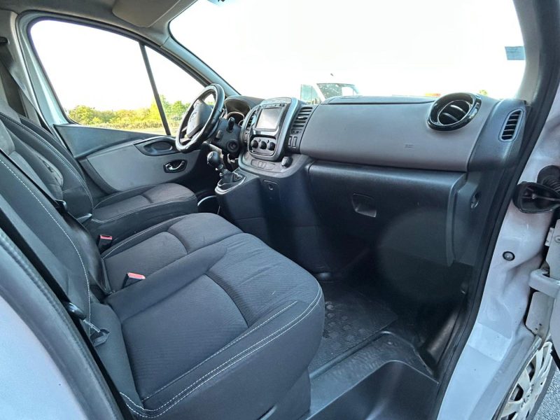 RENAULT TRAFIC 1.6 DCI 120CH L1H1 FINITION GRAND CONFORT - ENTRETIENT OK - FACTURE DISPONIBLE - GARANTIE 6 MOIS  
