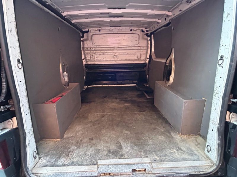 RENAULT TRAFIC 1.6 DCI 120CH L1H1 FINITION GRAND CONFORT - ENTRETIENT OK - FACTURE DISPONIBLE - GARANTIE 6 MOIS  