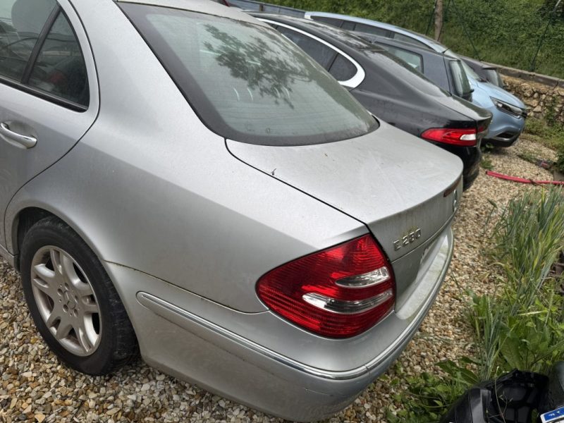 MERCEDES CLASSE E E 280 CDI 190CV  En l'état pour pièces
