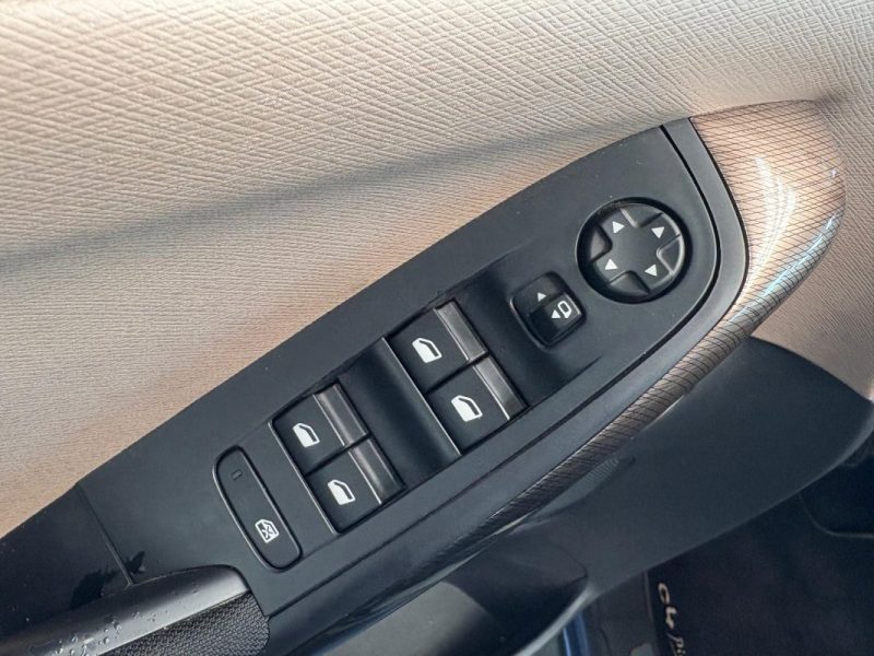 🚗 CITROËN C4 e-HDI 116ch⚙️EXCLUSIVE ☀️Toit panoramique 💆‍♂️Sièges massants 🧭GPS 🅿️Park Assit